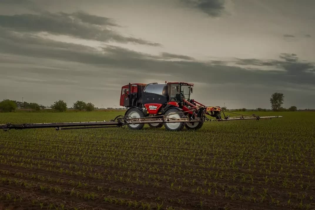 Miller Nitro Series Sprayers photo 5