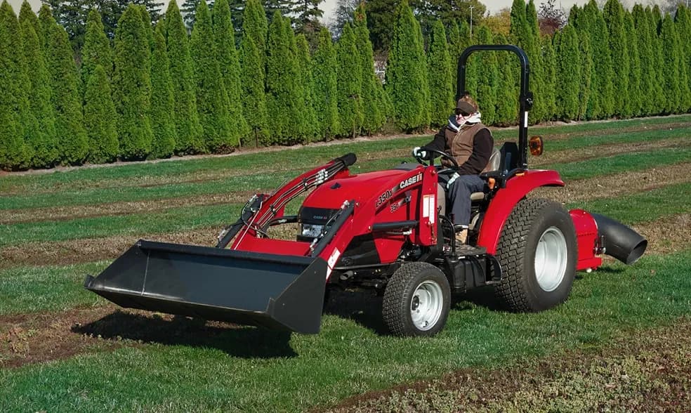 Farmall Compact 35C photo 1