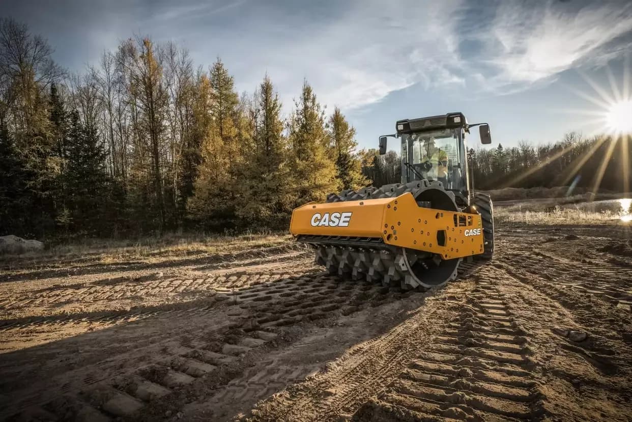 SV215E on a jobsite