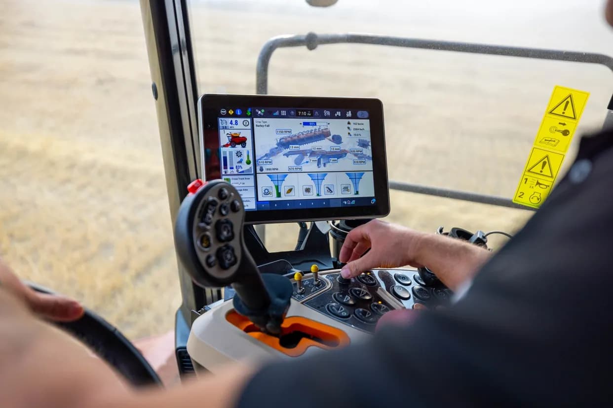 Harvest Command photo 3