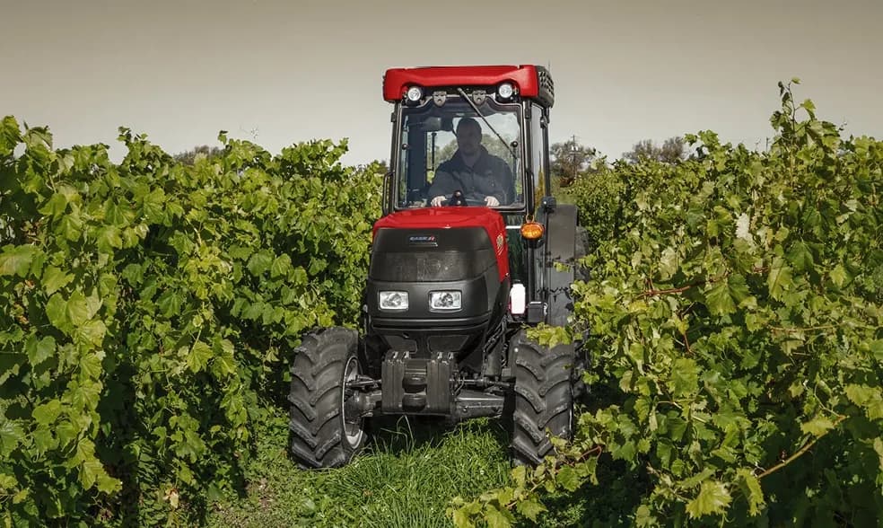 Farmall 80N product image