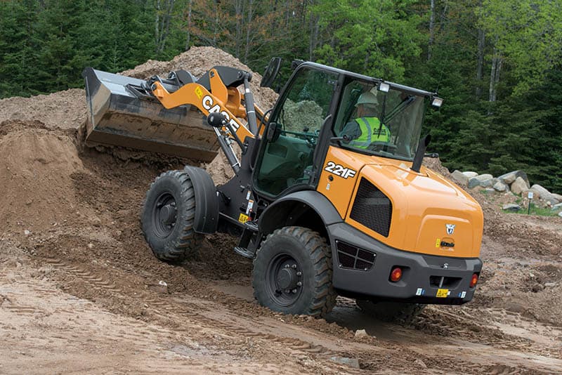 CASE 221F compact wheel loader
