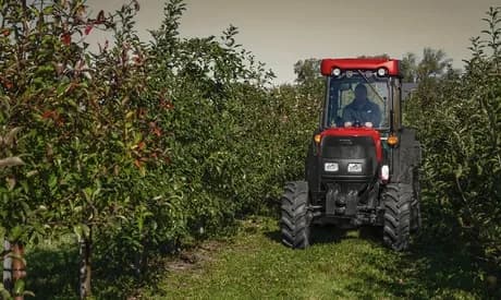 Farmall 110N photo 2