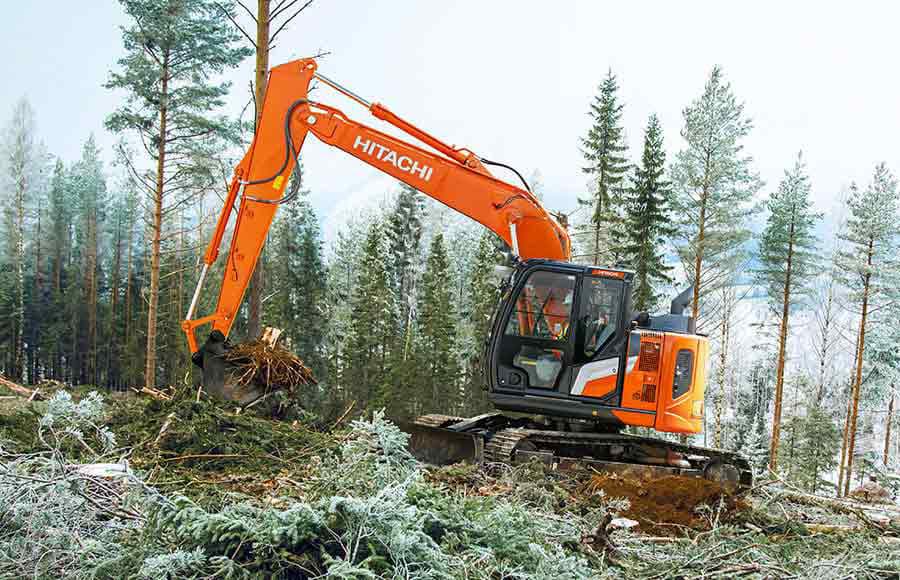 ZX135US-7H on a jobsite